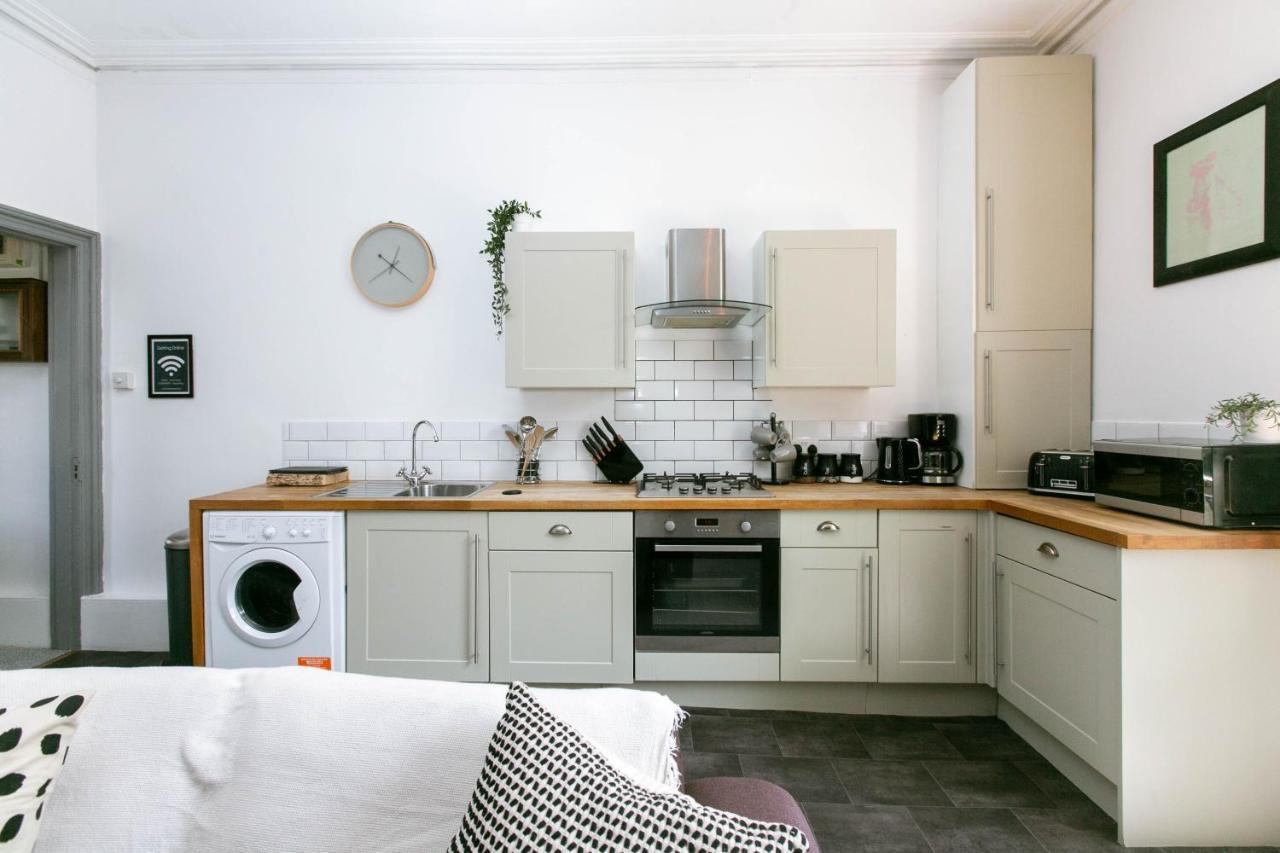 Spacious, Quiet&Central Apartment With Parking Exeter Exterior foto
